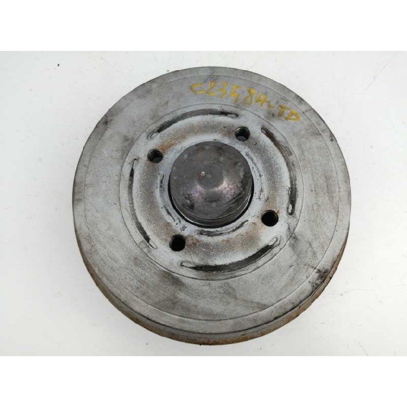 Recambio de mangueta trasera derecha para renault clio iv 0.9 tce referencia OEM IAM   