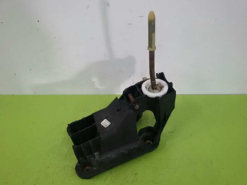 Recambio de palanca cambio para peugeot 207 confort referencia OEM IAM 9685232980  