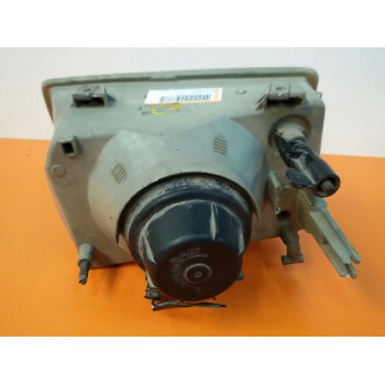 Recambio de faro derecho para renault trafic (desde 5.89) 1.9 diesel referencia OEM IAM   