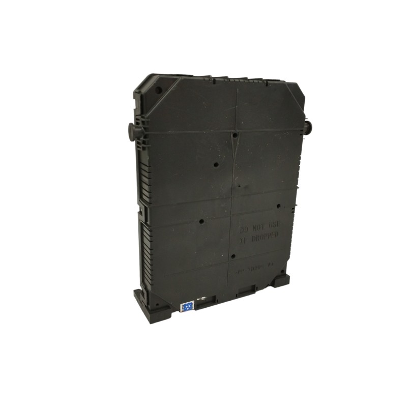 CAJA RELES / FUSIBLES