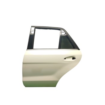 PUERTA TRASERA IZQUIERDA A1667300105 OBSERVAR FOTOS 