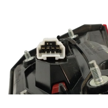 Recambio de piloto trasero derecho interior para infiniti q50 50 hybrid referencia OEM IAM 265506HH3A  