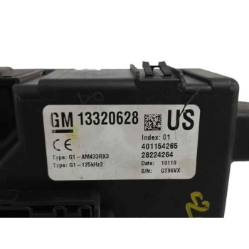 Recambio de caja reles / fusibles para opel corsa d 1.3 16v cdti referencia OEM IAM 13320628  