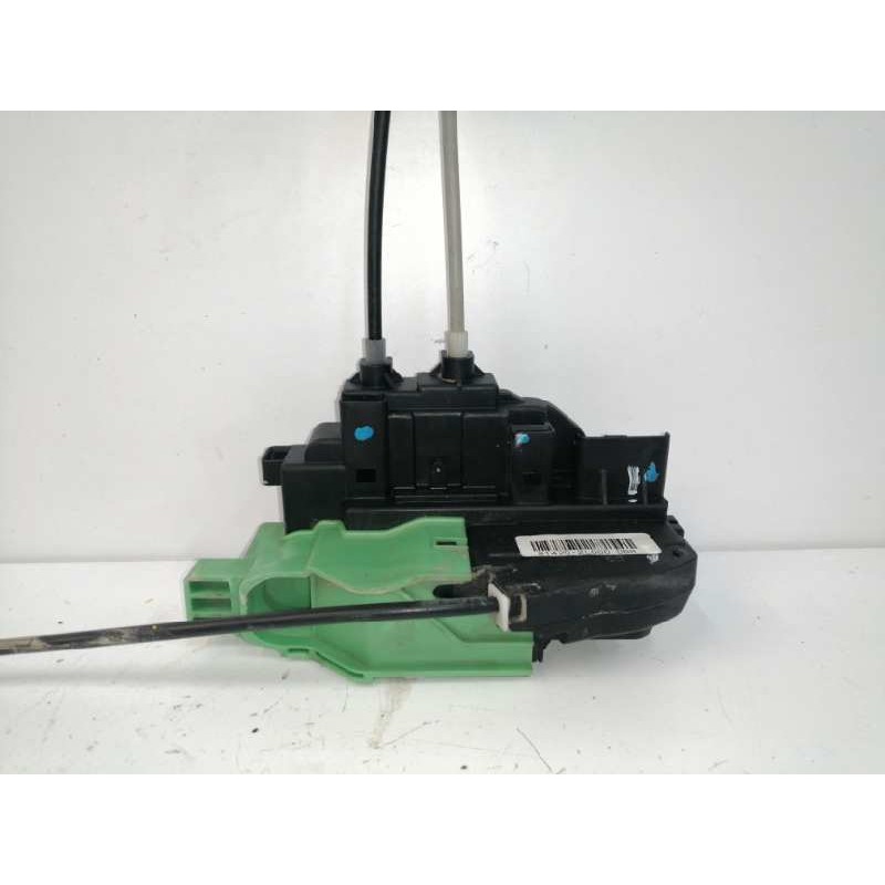 Recambio de cerradura puerta trasera derecha para hyundai i30 1.6 crdi cat referencia OEM IAM 814202L000  