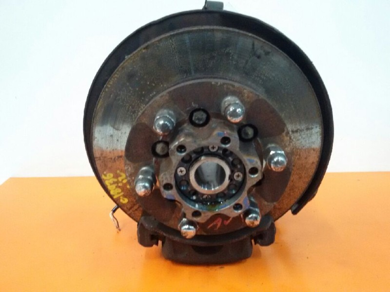 Recambio de mangueta delantera izquierda para mitsubishi galloper (hyundai) 3.0 v6 exceed plus (5-ptas.) referencia OEM IAM   