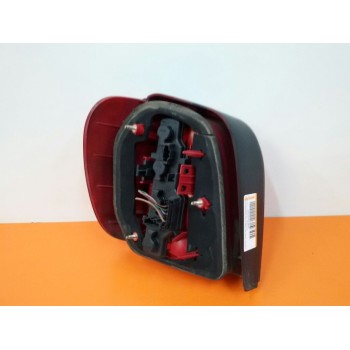 Recambio de piloto trasero derecho para volkswagen polo berlina (6n2) trendline referencia OEM IAM 6N0945096H  