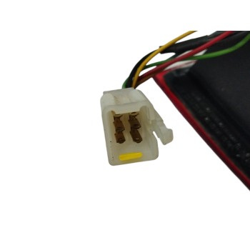 Recambio de piloto trasero derecho para aixam s8 sv/42/sf referencia OEM IAM 8AP009  