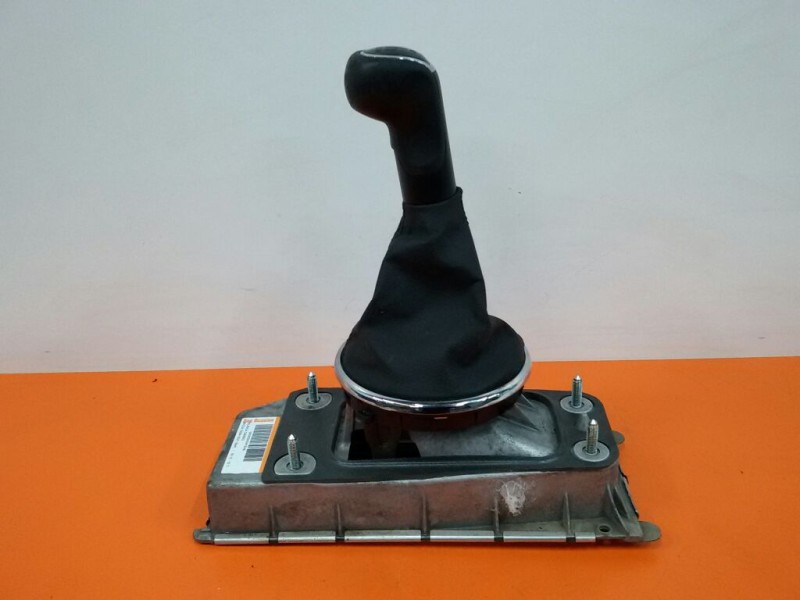 Recambio de palanca cambio para skoda fabia (5j2 ) sport referencia OEM IAM   