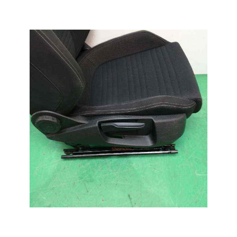 ASIENTO DELANTERO DERECHO