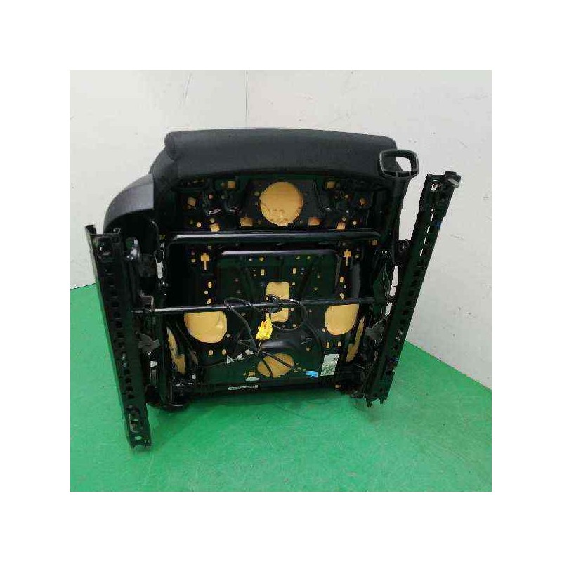 ASIENTO DELANTERO DERECHO