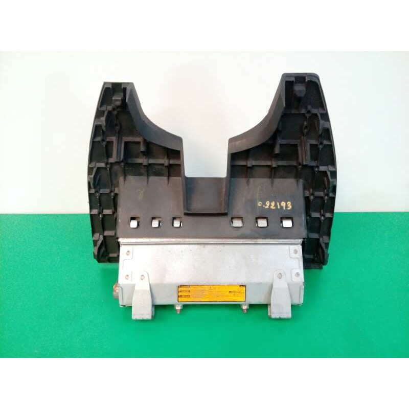 AIRBAG DELANTERO IZQUIERDO DE RODILLAS