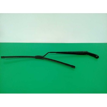 Recambio de brazo limpia delantero izquierdo para toyota corolla verso (r1) 2.2 d-4d sol referencia OEM IAM 6799NWB  