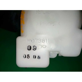 Recambio de cinturon seguridad trasero derecho para toyota corolla verso (r1) 2.2 d-4d sol referencia OEM IAM 7L1540 FILA CENTRA