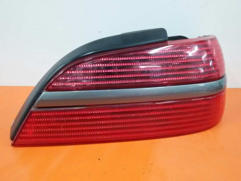 Recambio de piloto trasero derecho para peugeot 406 berlina (s1/s2) srdt pack referencia OEM IAM   