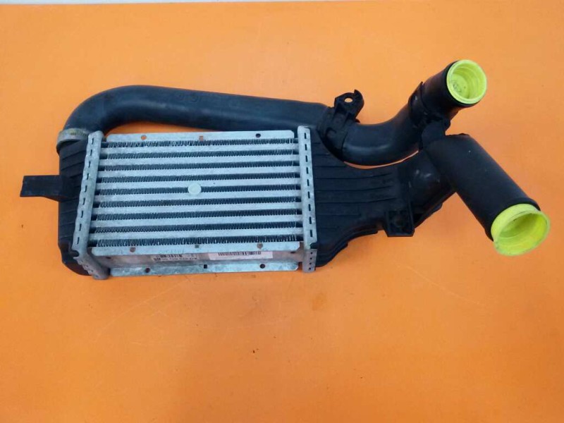 Recambio de intercooler para opel zafira a elegance referencia OEM IAM 09129519  