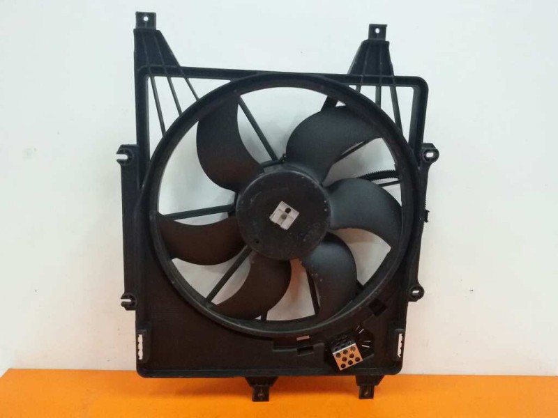 Recambio de electroventilador para renault clio ii fase i (b/cbo) 1.2 alize referencia OEM IAM 7700428659  