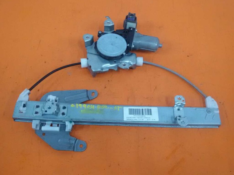 Recambio de elevalunas trasero derecho para nissan x-trail (t31) xe referencia OEM IAM FUNDA 82720JG00A 