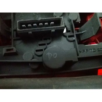 Recambio de piloto trasero izquierdo para peugeot 106 (s2) 1.5 diesel cat (tud5 / vjy) referencia OEM IAM 6350G6  