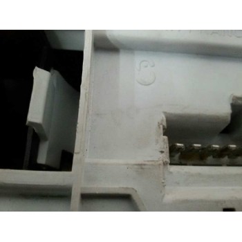 Recambio de piloto trasero derecho para renault 19 hatchback (b/c53) 1.4 referencia OEM IAM   