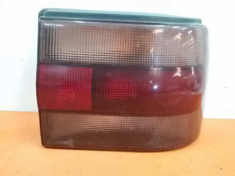 Recambio de piloto trasero derecho para renault 19 hatchback (b/c53) 1.4 referencia OEM IAM   
