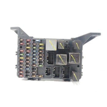 CAJA RELES / FUSIBLES 1X4314A073AF 