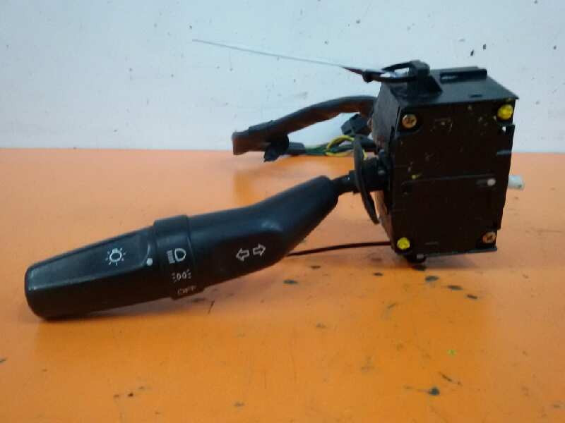 Recambio de mando luces para hyundai sonata (y3) 2.0 gls sohc referencia OEM IAM 44431A1600  