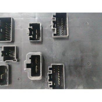Recambio de caja reles / fusibles para jaguar x-type 2.5 v6 24v cat referencia OEM IAM 1X4314A073AF  