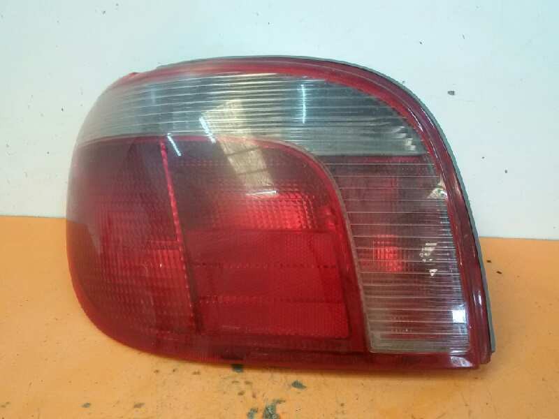 Recambio de piloto trasero izquierdo para toyota yaris (ncp1/nlp1/scp1) 1.3 linea luna referencia OEM IAM 8156052020  