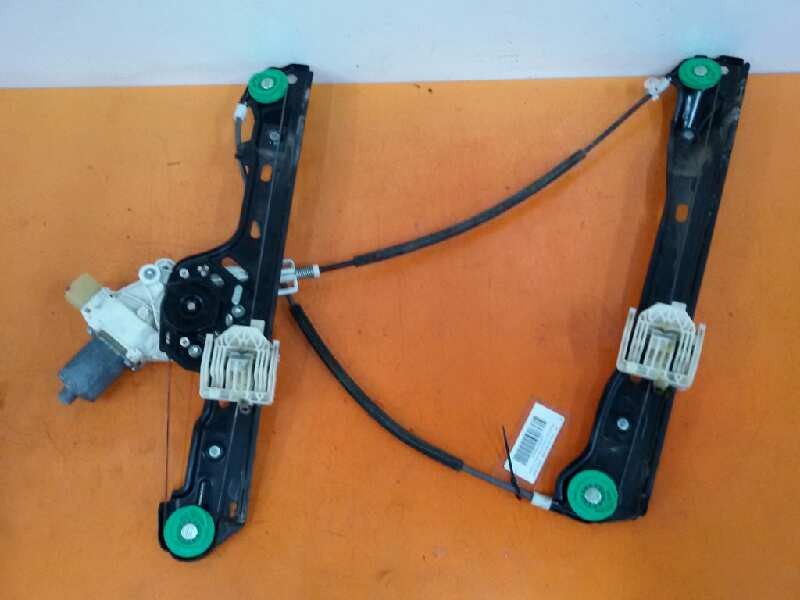 Recambio de elevalunas delantero izquierdo para bmw serie 1 berlina (e81/e87) 118d referencia OEM IAM FUNDA 67626927027 