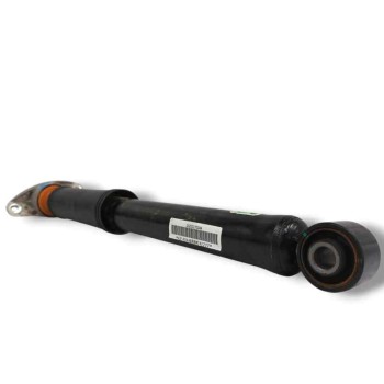 Recambio de amortiguador trasero izquierdo para omoda 5 1.6 tgdi referencia OEM IAM 202002703AA  