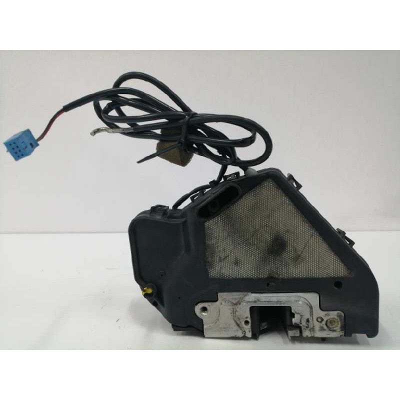 Recambio de cerradura puerta trasera derecha para mercedes-benz clase e (w211) berlina 3.2 cdi cat referencia OEM IAM 2117300635
