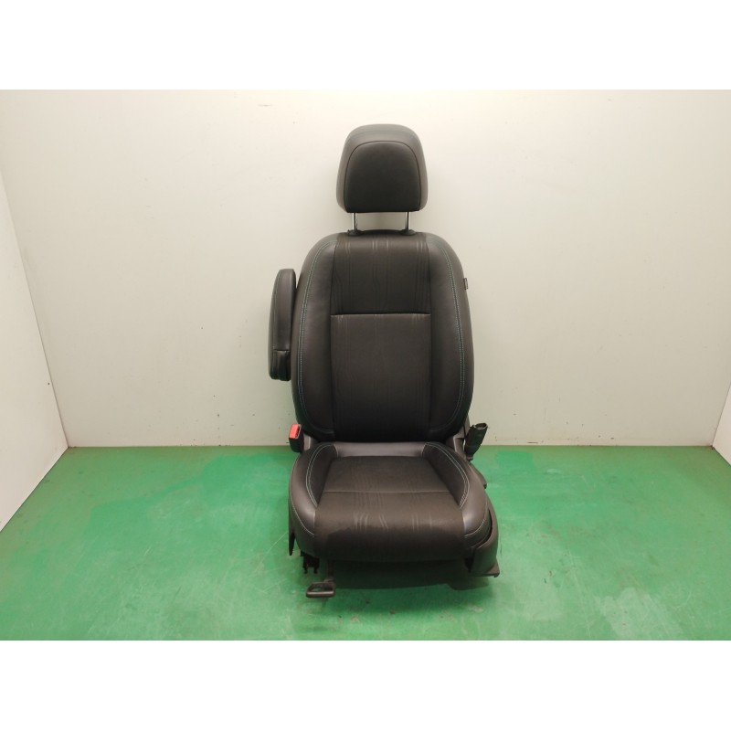 Recambio de asiento delantero derecho para chevrolet trax 1.7 diesel cat referencia OEM IAM   