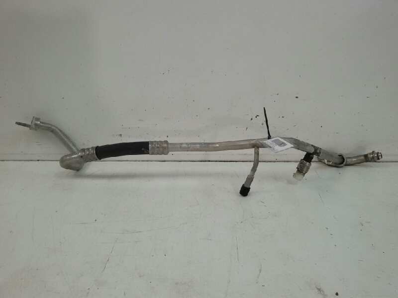 Recambio de tubos aire acondicionado para ford focus berlina (cap) sport referencia OEM IAM 1741898  