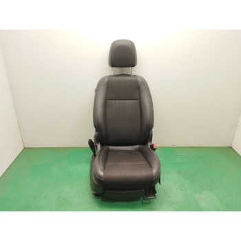 ASIENTO DELANTERO IZQUIERDO 