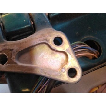 Recambio de porton trasero para land rover freelander (ln) 2.0 di familiar (72kw) referencia OEM IAM ASR1812 PARTE INFERIOR 