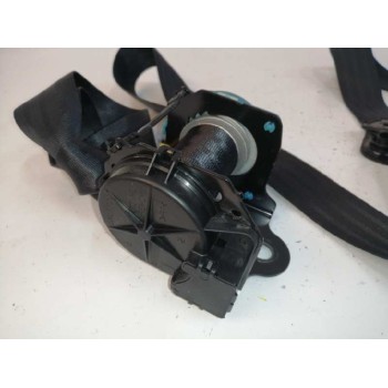 Recambio de cinturon seguridad trasero derecho para kia rio 1.2 cat referencia OEM IAM 898201W100  