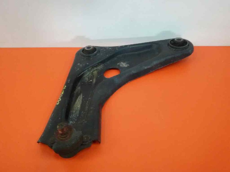 Recambio de brazo suspension inferior delantero izquierdo para peugeot 207 x-line referencia OEM IAM 3520R7  