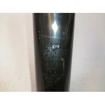 Recambio de amortiguador trasero derecho para kia rio 1.2 cat referencia OEM IAM 553001W001  