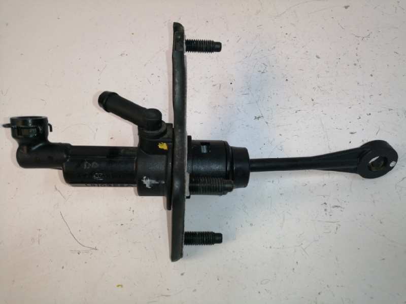 Recambio de bomba embrague para kia rio 1.2 cat referencia OEM IAM Recambio de bomba embrague para kia rio 1.2 cat referencia OEM IAM